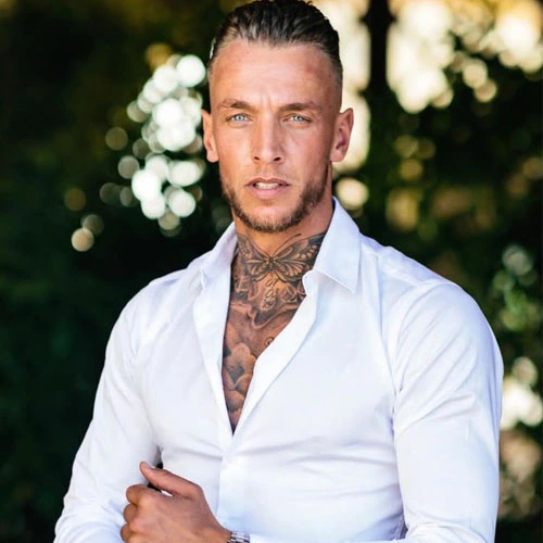 stripper Angelo van Temptation Island huren